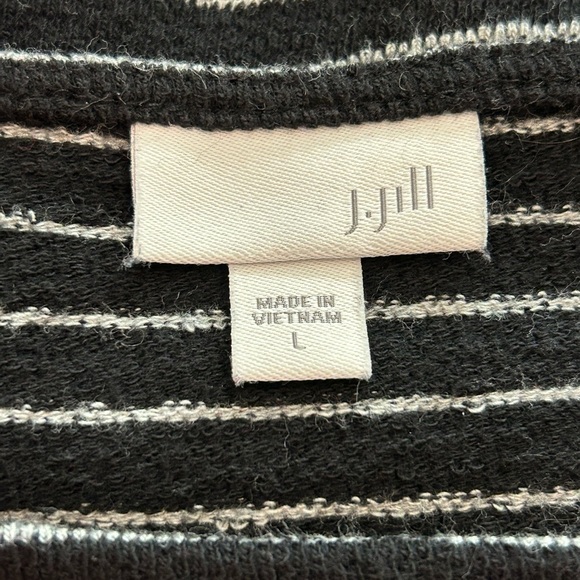 J. Jill Black and White Striped textured sweater tunic - Picture 7 of 7